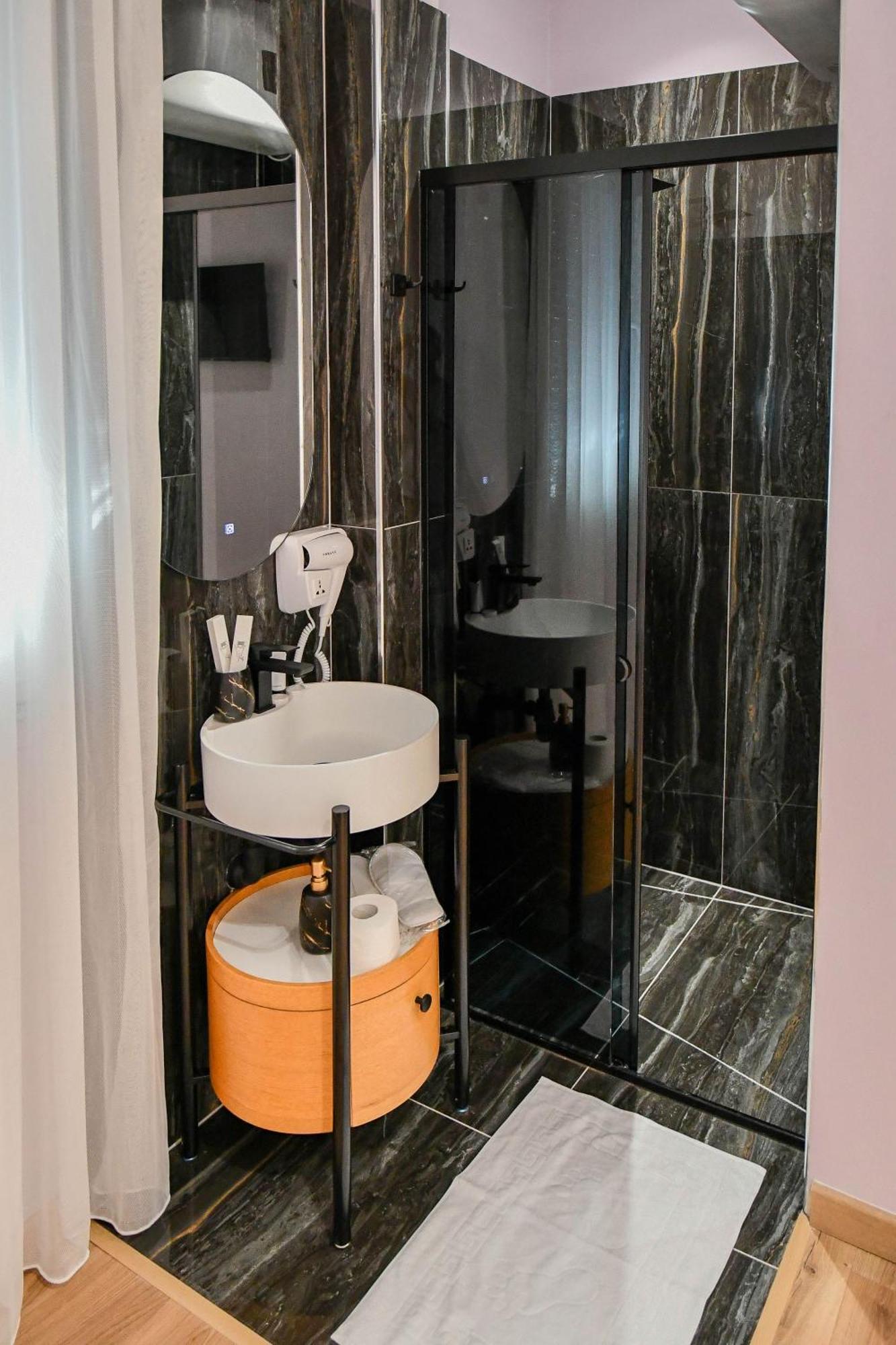 Hata Luxury Apartments Shkodër Extérieur photo