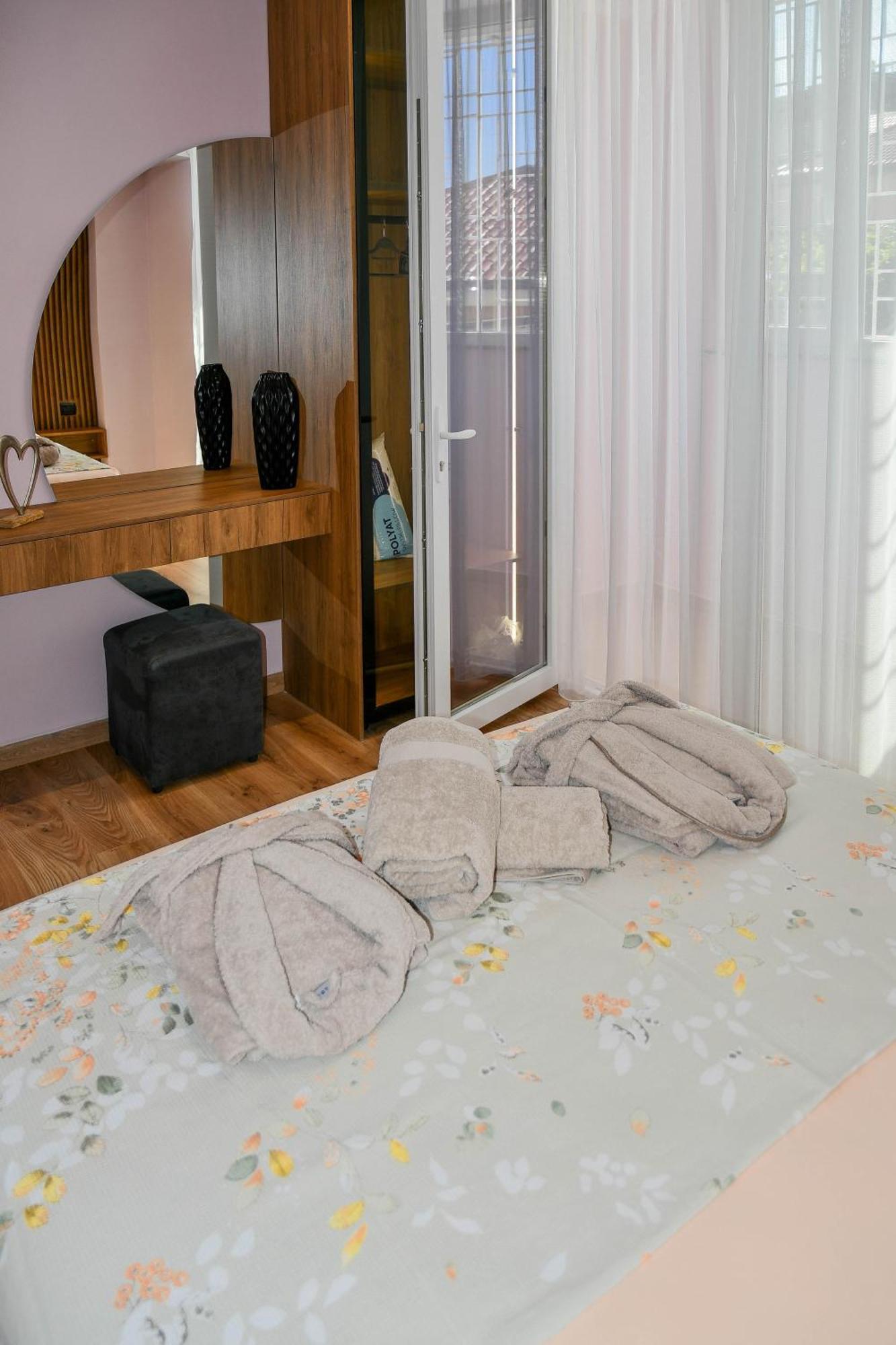 Hata Luxury Apartments Shkodër Extérieur photo